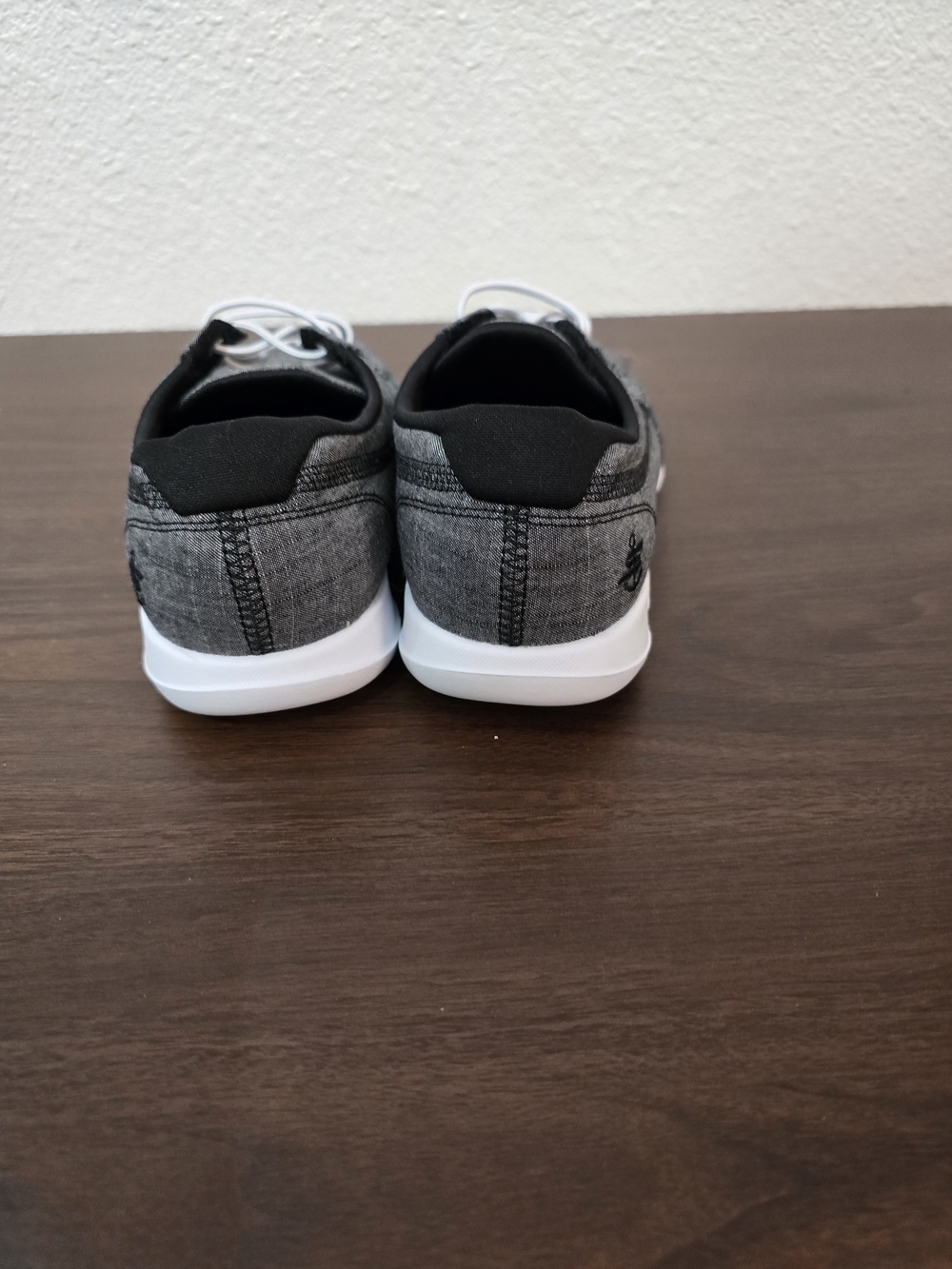 Skechers On-The-Go Gray Canvas Slip On Loafers Shoes Size 7 - Picture 7 of 9